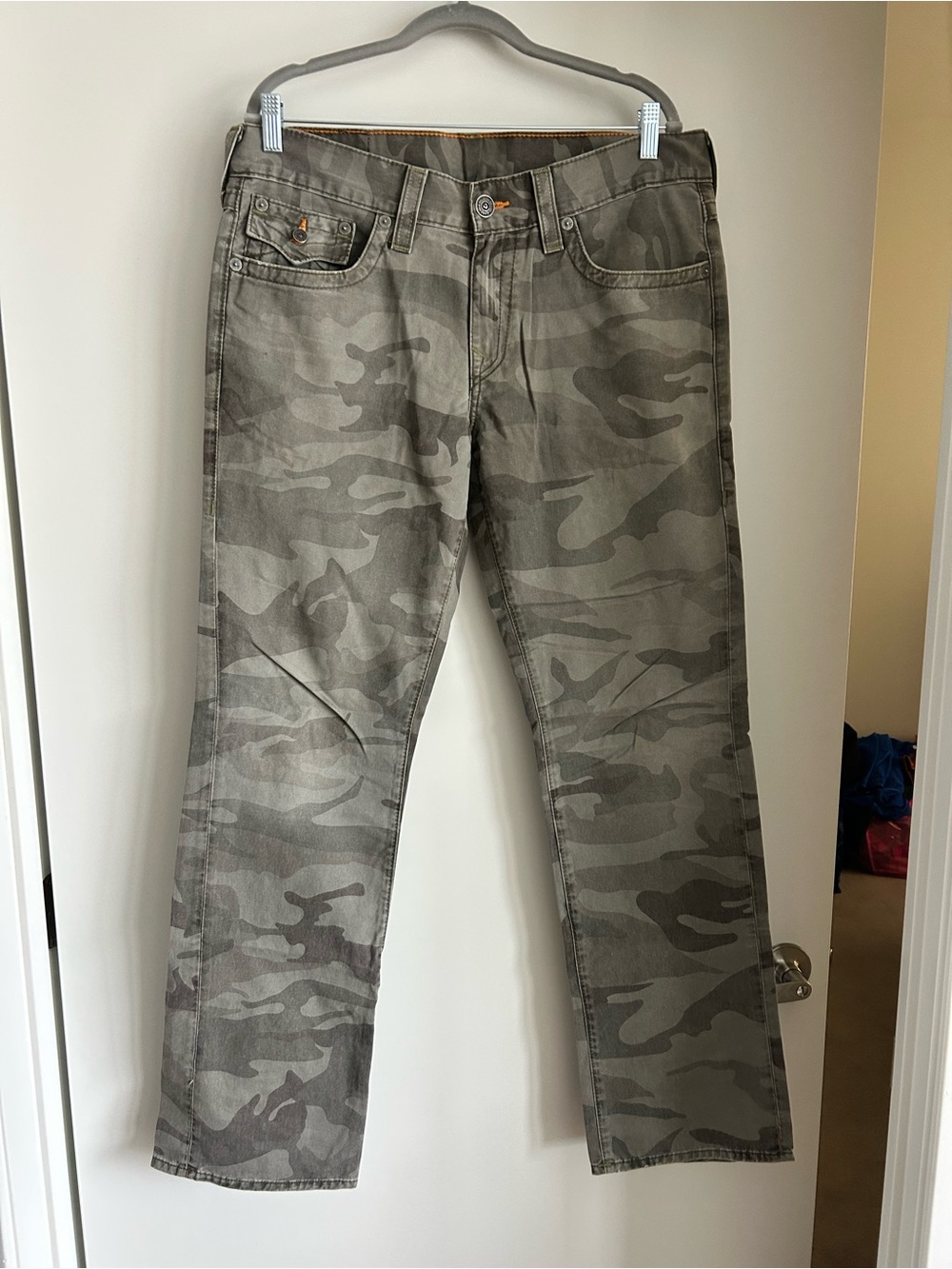 Men's Vintage True Religion Camouflage Straight-Leg pants